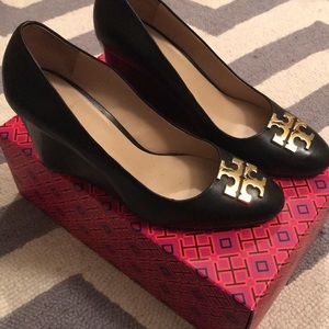 Tory Burch Black Wedges 7.5